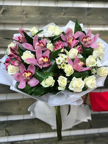 Букет цветов из: Розы и Хризантемы в Бурацком