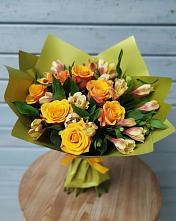 Букет цветов из:  Альстромерии и Розы в Бурацком
