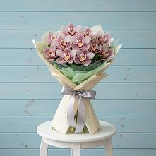Букет цветов из:  Орхидеи и Розы в Бурацком