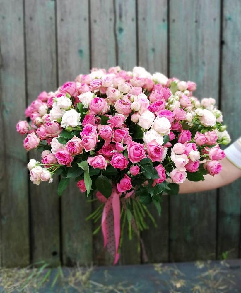 Букет Розовые кустовые розы Натали и Лав Лидия в Бурацком