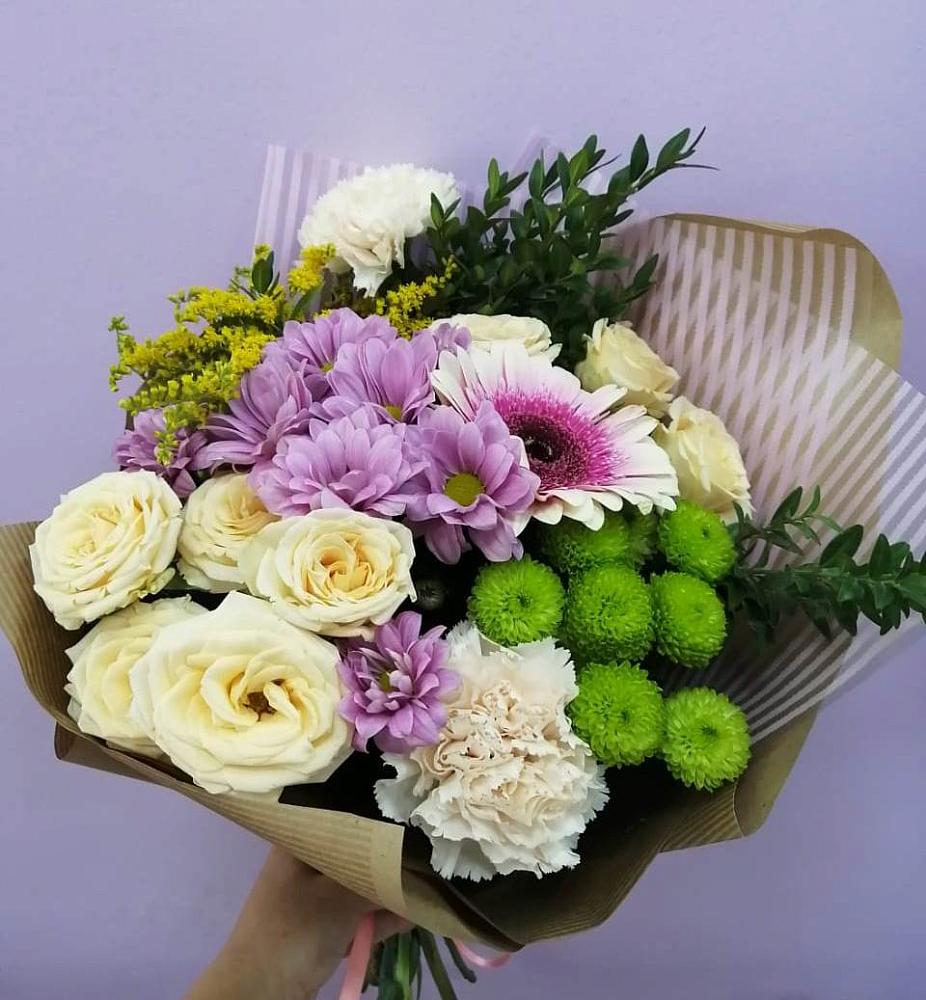 Букет цветов из: Хризантемы, Розы, Гвоздики и Герберы в Бурацком