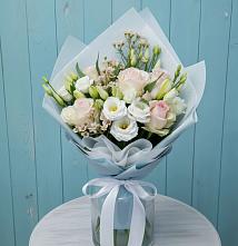 Букет цветов из:  Розы и Лизиантусы в Бурацком