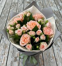 Букет цветов из:  Розы в Бурацком