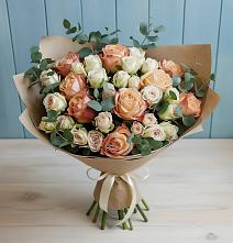 Букет цветов из:  Альстромерии и Розы в Бурацком