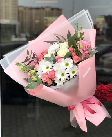 Букет цветов из: Розы, Лизиантусы и Хризантемы в Бурацком