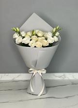 Букет цветов из:  Розы и Лизиантусы в Бурацком